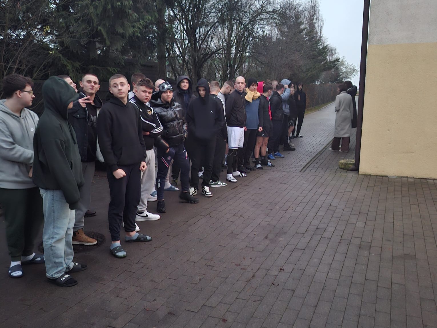 Ćwiczenia ewakuacyjne w MOW